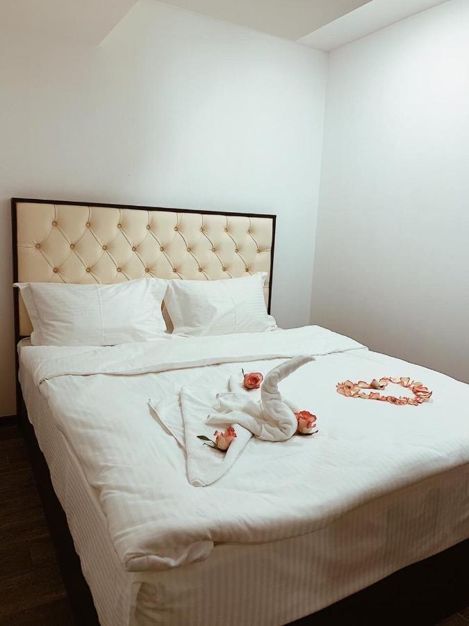 It Hotel Tumanyan Street Jerevan Exteriör bild